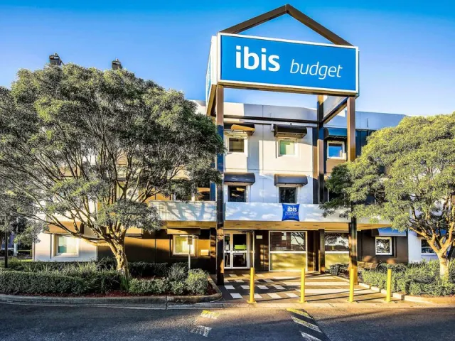 Ibis budget St Peters - photo 2