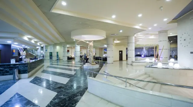 Ibersol Torremolinos Beach - photo 2