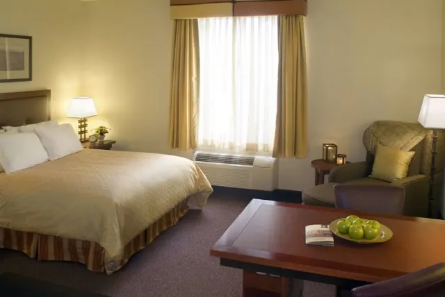AC Hotel Pleasanton - photo 2