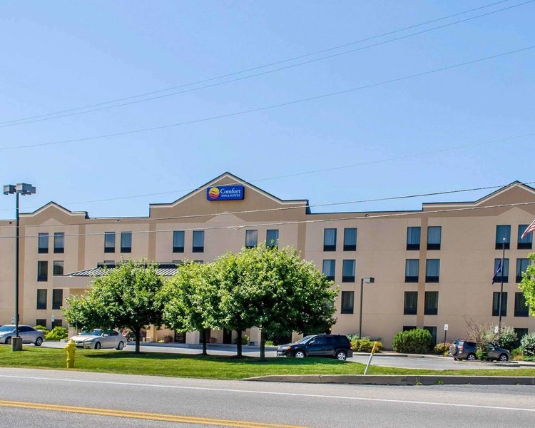 Comfort Inn & Suites - foto 1