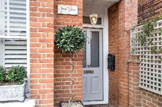 April House B&B - photo 2