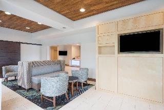 Holiday Inn Express  Suites Frankfort - photo 1