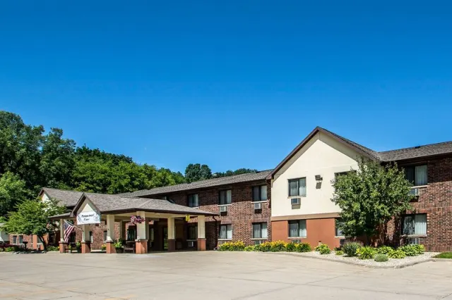 Quality Inn & Suites Decorah - photo 3
