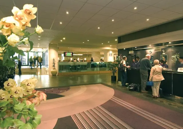 Hilton London Kensington - photo 4