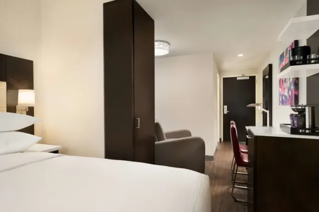Manhattan Inn & Suites - fotoğraf 4