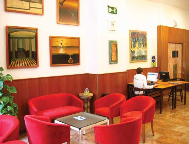 Leonardo Hotel Barcelona Las Ramblas - photo 4