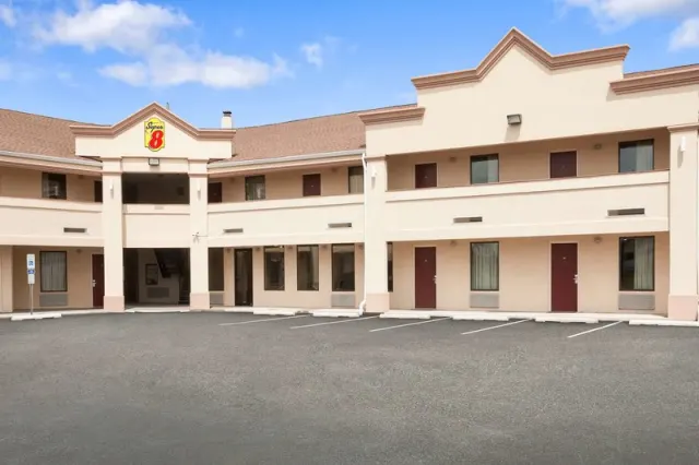 Super 8 by Wyndham RahwayNewark, New Jersey