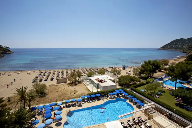 Universal Hotel Castell Royal - photo 3