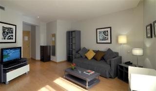 Amister Urban Apartments - photo 2
