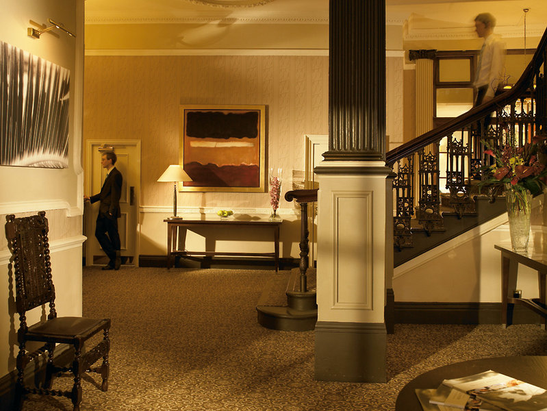 Macdonald New Blossoms Hotel - photo 1