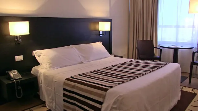 Sardegna Hotel  Suites & Restaurant - Cagliari - photo 2