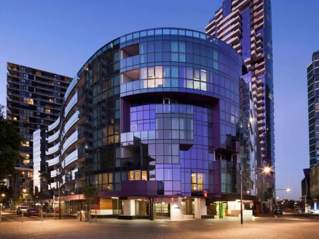The Sebel Melbourne Docklands Hotel - photo 2