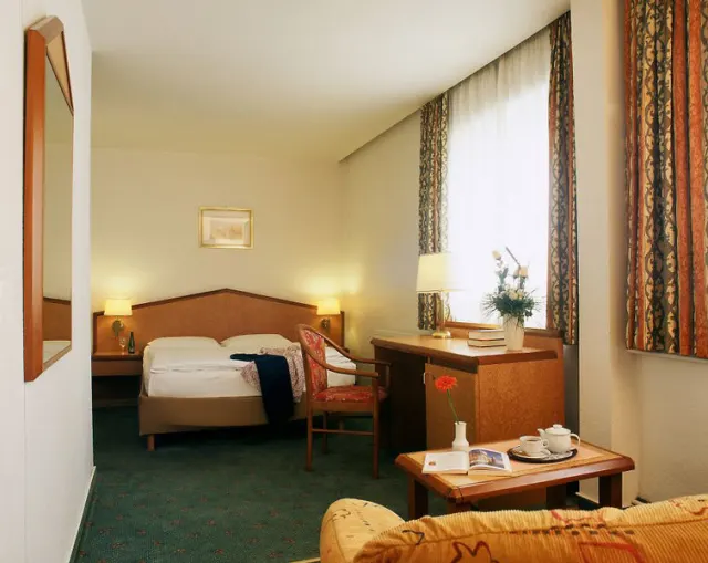 Tryp by Wyndham Berlin am KuDamm - صورة 3