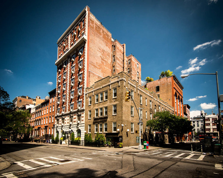 Washington Square Hotel - photo 1