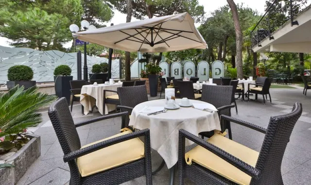 Hotel Globus, Sure Hotel Collection by Best Western, Adria