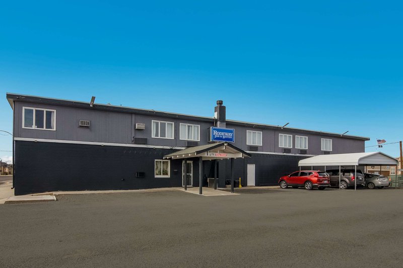 Rodeway Inn & Suites - снимка 1