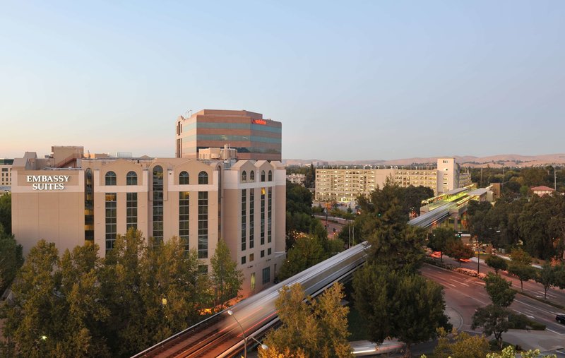 Embassy Suites Walnut Creek - photo 1