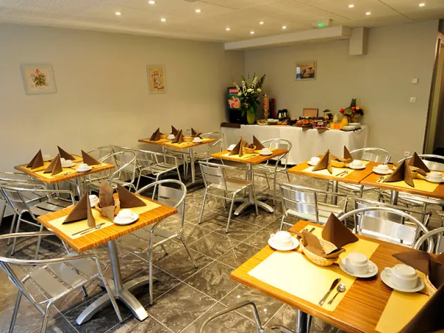 ResidHotel Mulhouse Centre - photo 2