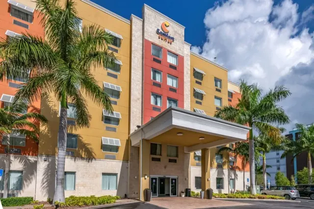Comfort Suites Fort Lauderdale Airport South & Cruise Port, Dania Beach