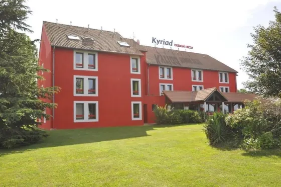Hotel Kyriad Design Enzo Montlucon - Saint Victor