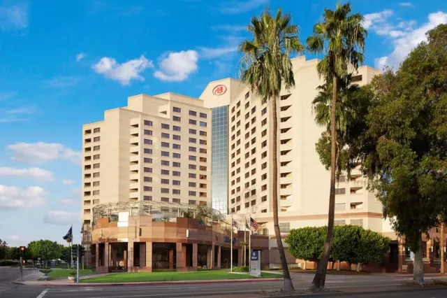 Hilton Long Beach, Long Beach