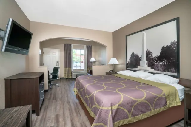 Super 8 by Wyndham Murfreesboro - photo 3