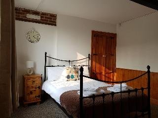 The George & Dragon Inn - photo 1