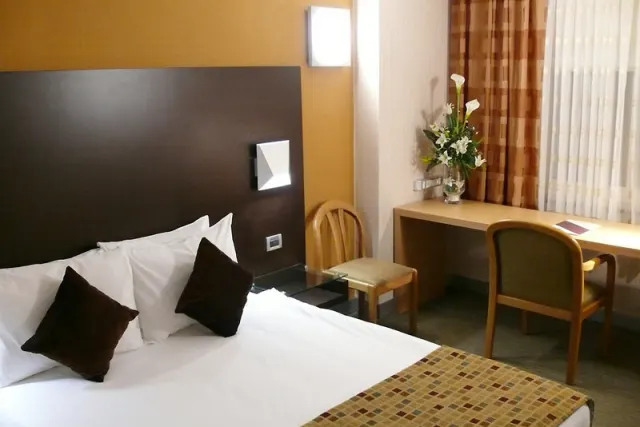 Doubletree by Hilton Istanbul Sirkeci - photo 4