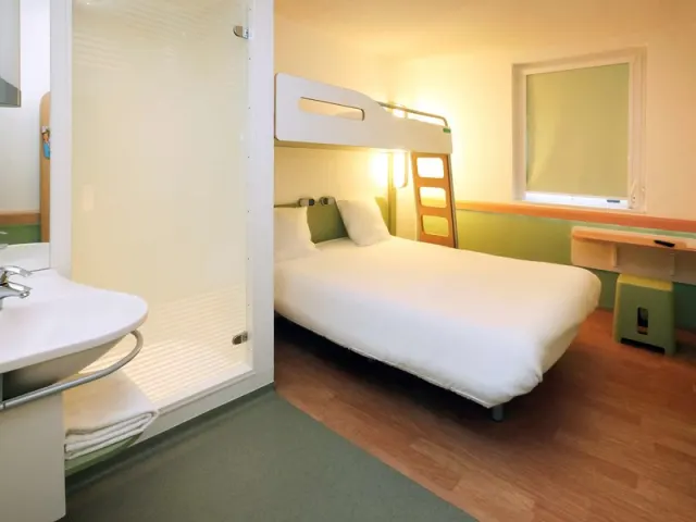ibis budget Nantes Reze Aeroport - foto 4