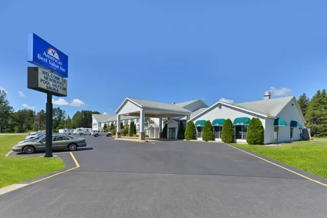 Americas Best Value Inn - Tahquamenon Country - photo 2