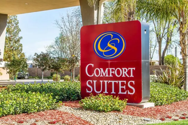 Comfort Suites Vacaville - foto 4