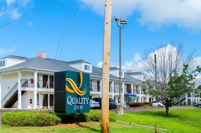 Quality Inn Vicksburg - photo 2