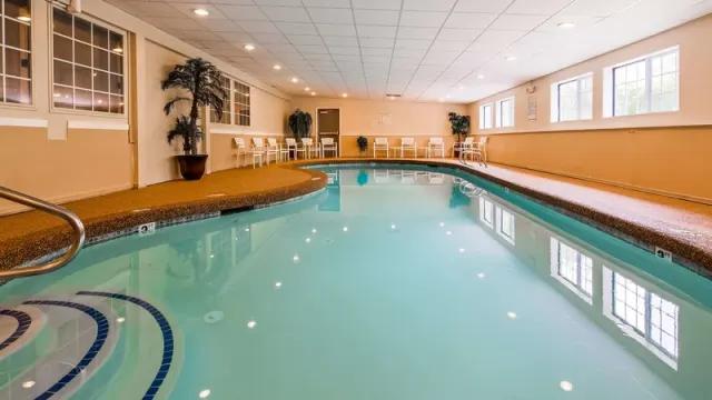 Best Western York Inn - photo 3