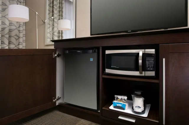 Hampton Inn  Suites Falls Church - foto 4