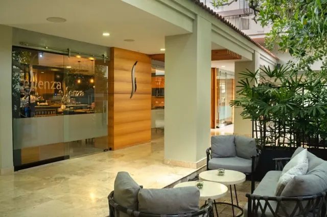 Hilton San Salvador - photo 3