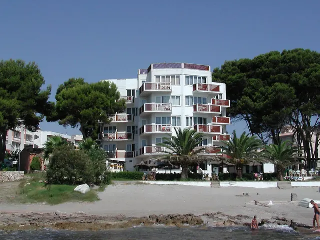 Melbeach Hotel & Spa - photo 3