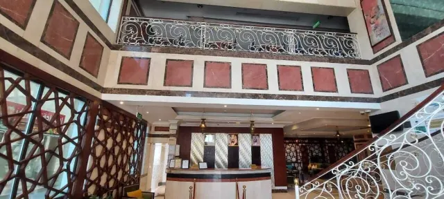 Rotana Al Mesk Hotel - photo 2