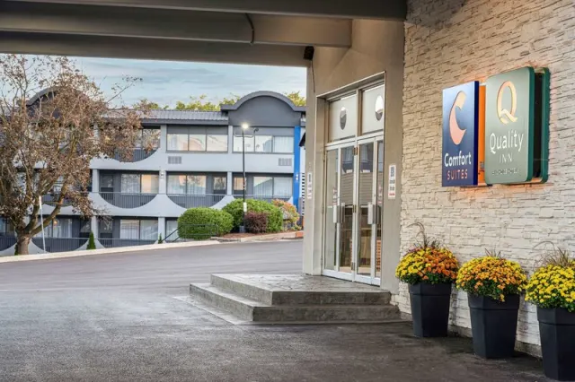 Quality Inn & Conference Centre Kingston Central - photo 4