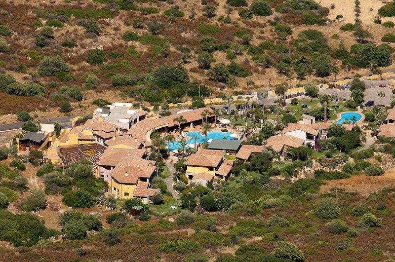 Cruccuris Resort - photo 1