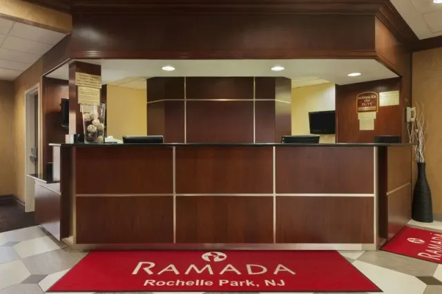Ramada by Wyndham Rochelle Park Near Paramus - photo 3