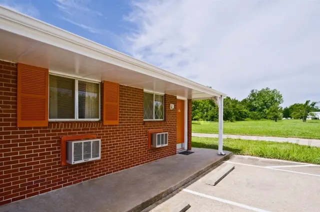 Americas Best Value Inn Arkansas City - photo 2