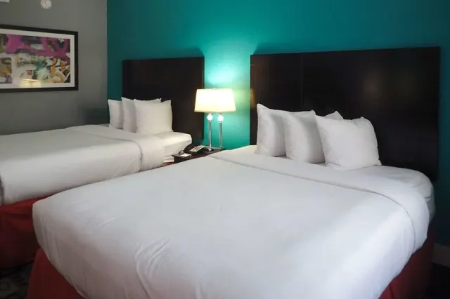 Clarion Inn  Atlantic City - photo 2
