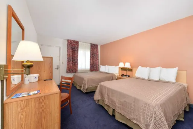 Americas Best Value Inn Austinburg - photo 3