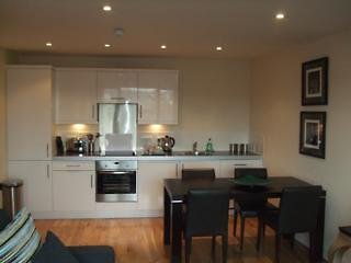 MAX Meridian Terrace Cardiff - photo 1