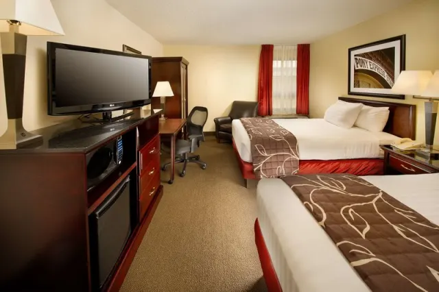 Drury Inn & Suites St. Joseph - photo 4