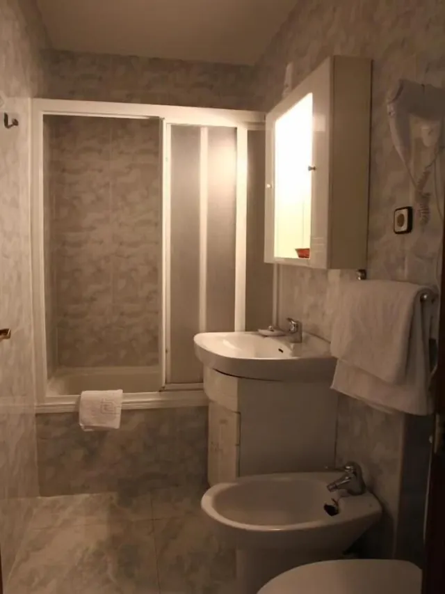 Hostal Sardinero - foto 4