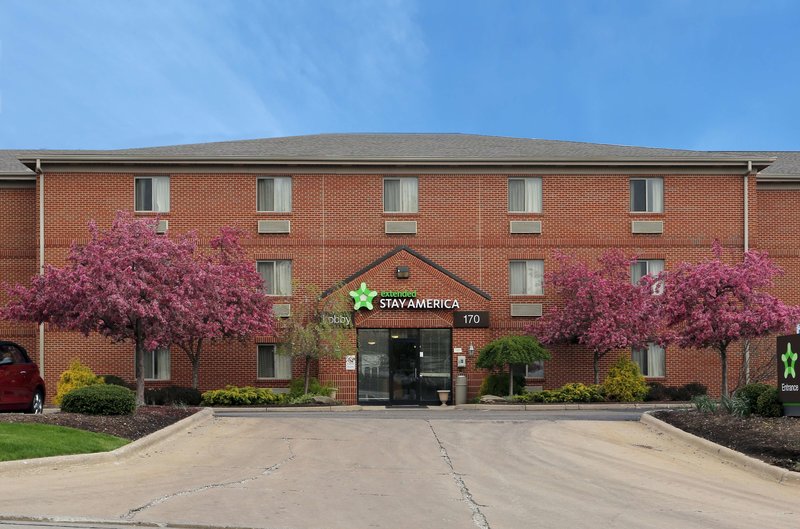 Suburban Studios Copley Akron West - foto 1
