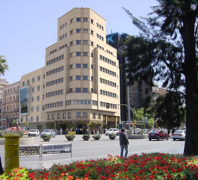 UR Palacio Avenida - photo 1