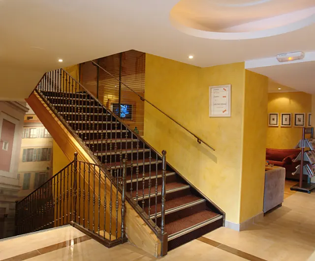 Mercure Nice Marche aux Fleurs - รูปภาพที่ 2