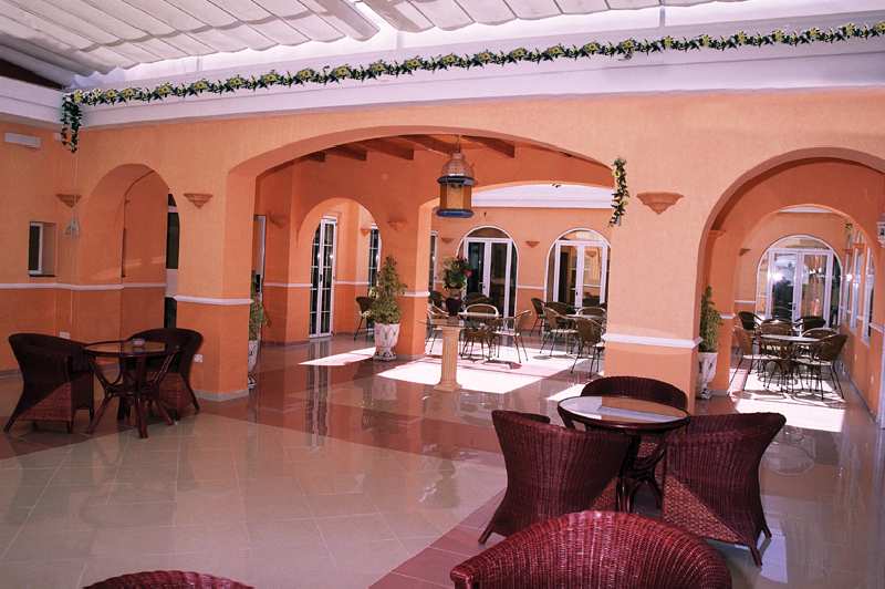 Hotel Los Arcos - 照片 1